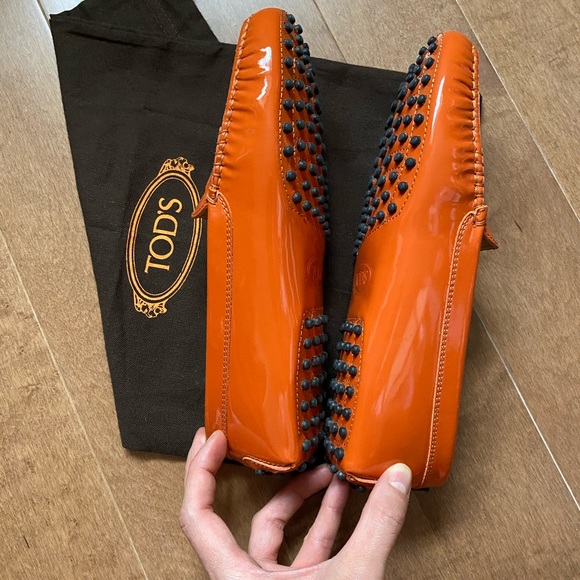 NEW ☀️ TOD’s Gommino Patent Leather Loafers☀️ Eye-catching Orange 🍊 - Picture 12 of 15